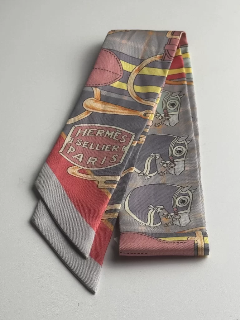 Pre Owned Hermes Sellier Paris Multi Colored Twilly