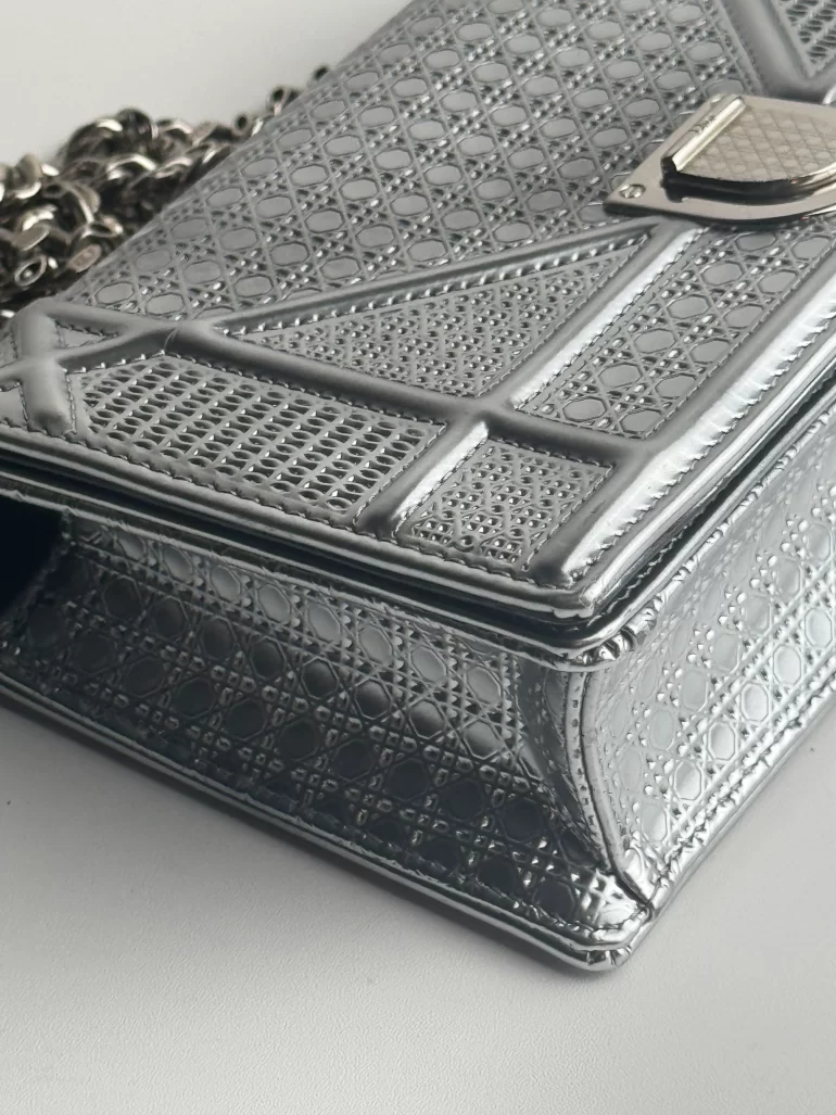 Pre Owned Christian Dior Cannage Diorama Small Silver Patent Leather