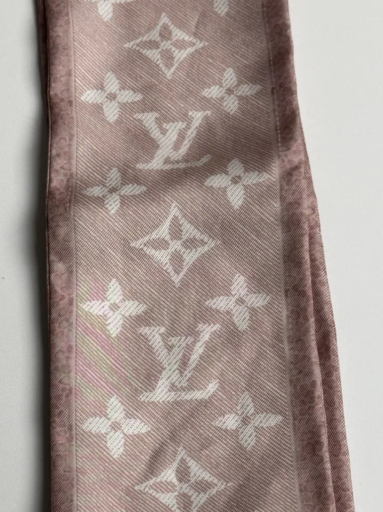 Pre Owned Louis Vuitton Monogram New Denim Bandeau Cherry