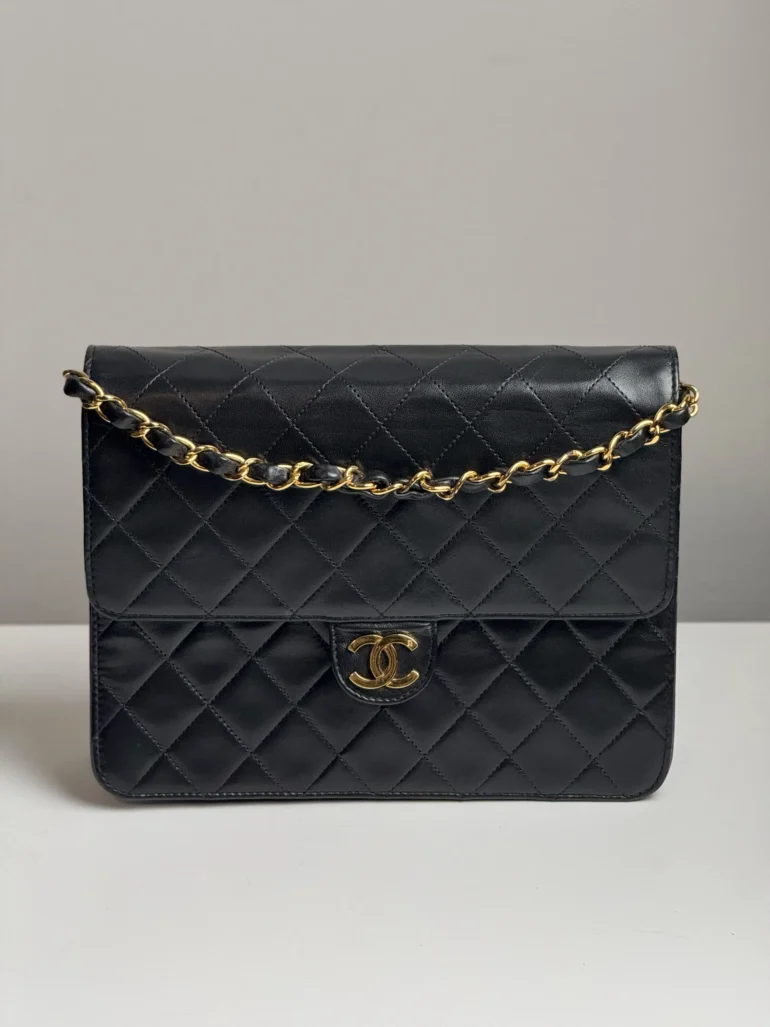 Pre Owned CHANEL Vintage Single Flap Shoulder Bag