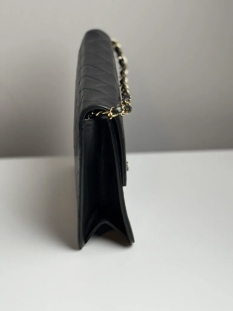Pre Owned CHANEL Vintage Single Flap Shoulder Bag