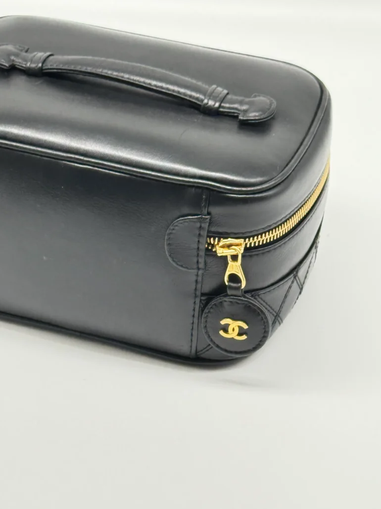 Pre Owned Chanel CC Vanity Cosmetic Case Top Handle
