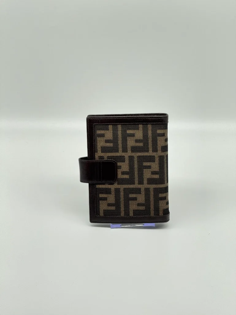 Pre Owned Fendi Zucca Agenda PM