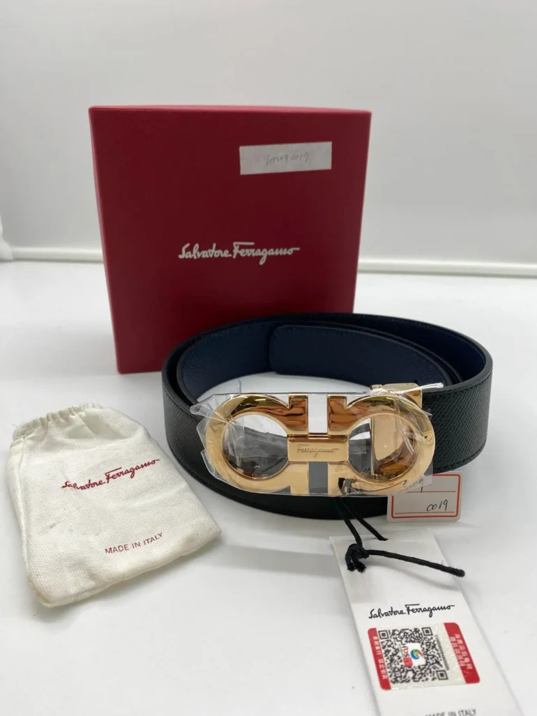 Pre Owned Salvatore Ferragamo Leather Belt Size 105