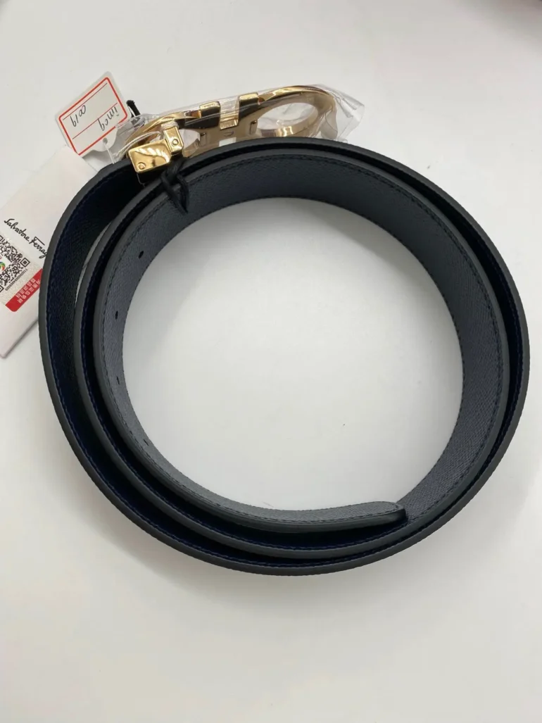 Pre Owned Salvatore Ferragamo Leather Belt Size 105