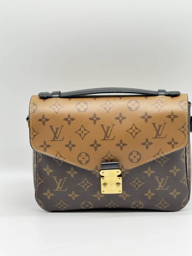 Pre Owned Louis Vuitton Pochette Mettis Reverse Monogram Shoulder Bag
