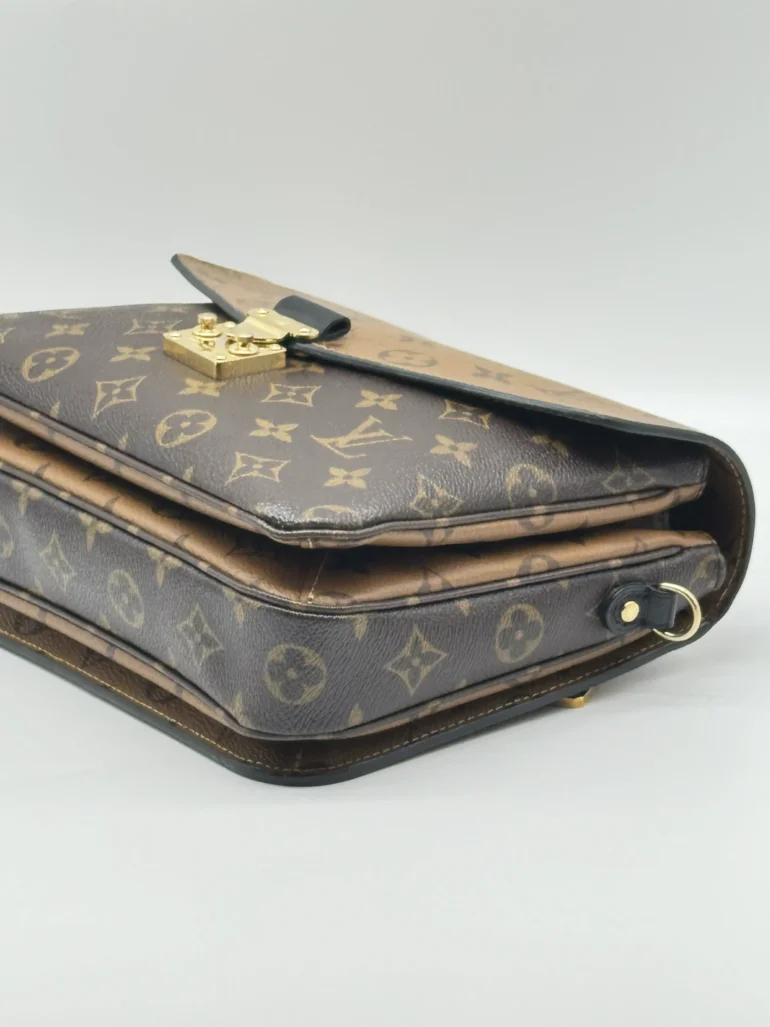 Pre Owned Louis Vuitton Pochette Mettis Reverse Monogram Shoulder Bag