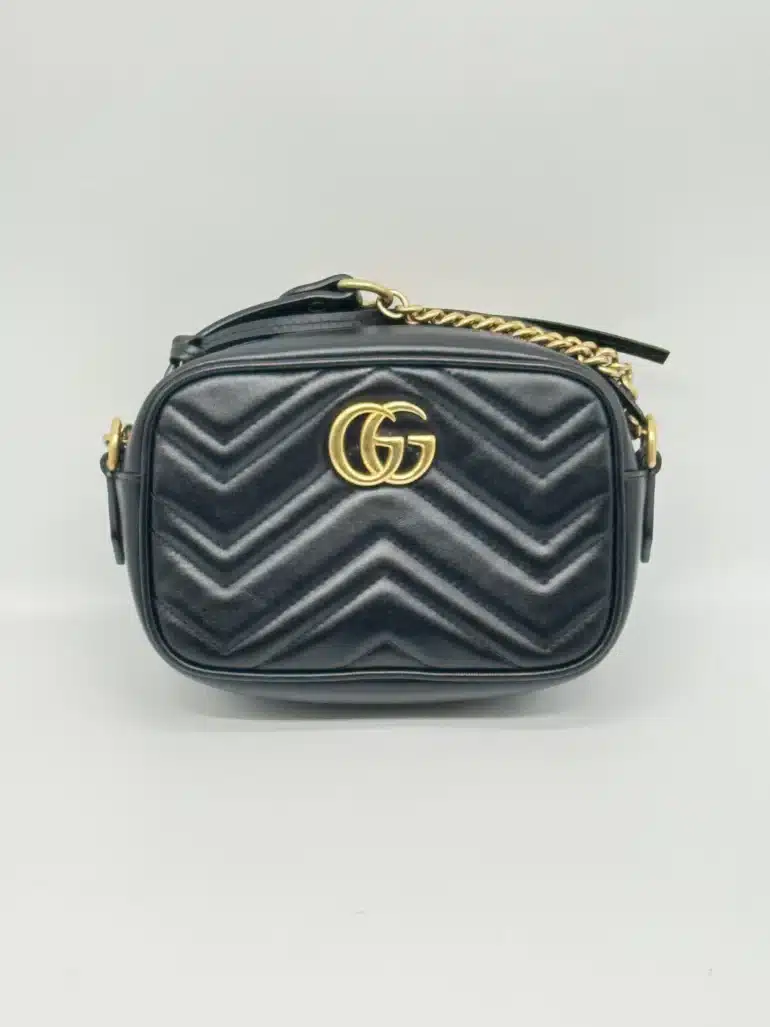 Pre Owned GUCCI GG Marmont Mini Camera Shoulder Crossbody Bag in Black Quilted with Gold Hardware