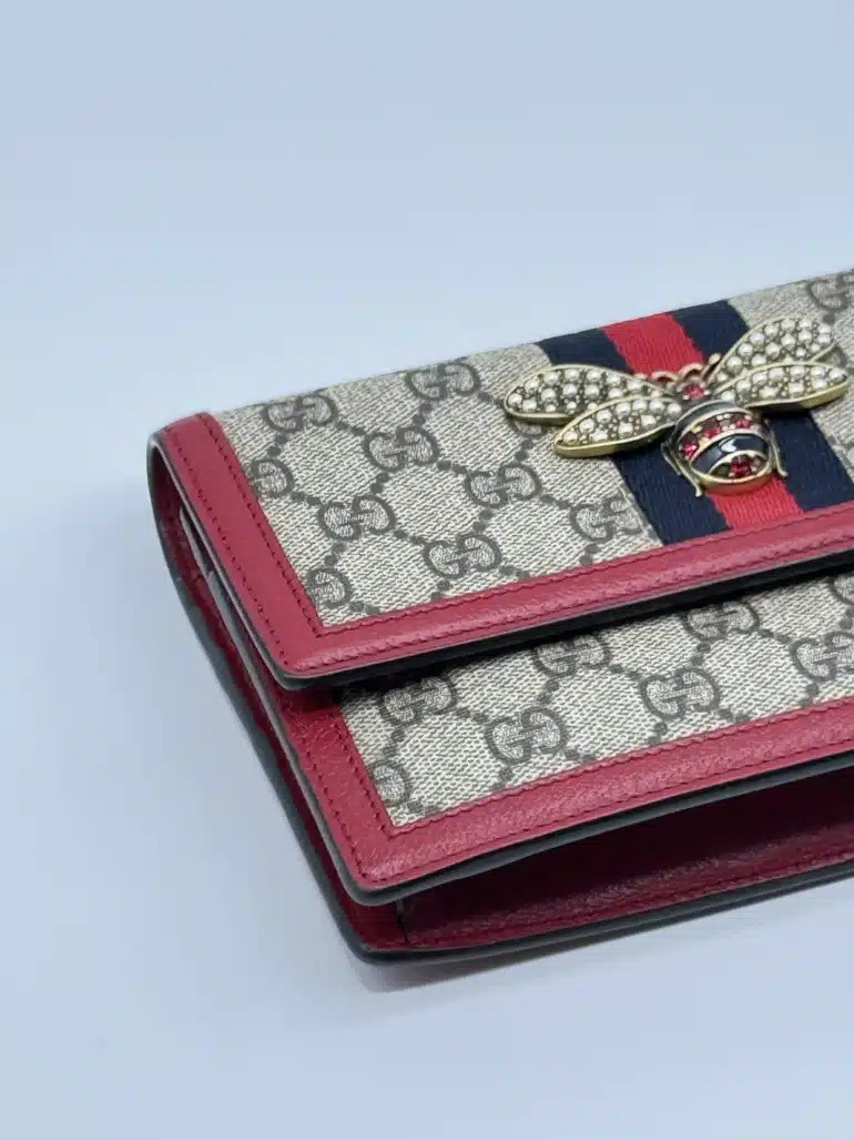 Pre Owned GUCCI GG Supreme Queen Margaret Wallet on Chain