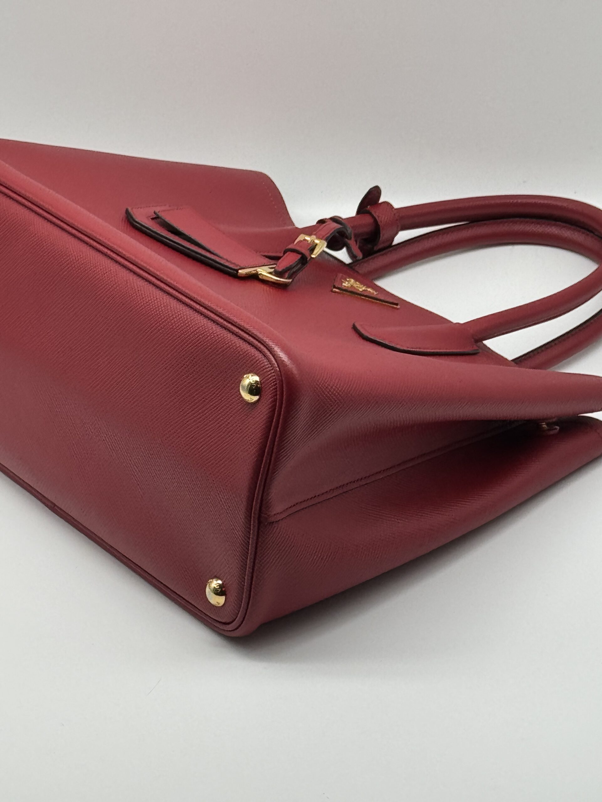 Pre Owned PRADA Saffiano Cuir Double Tote Red Saffiano w/ Black Interior