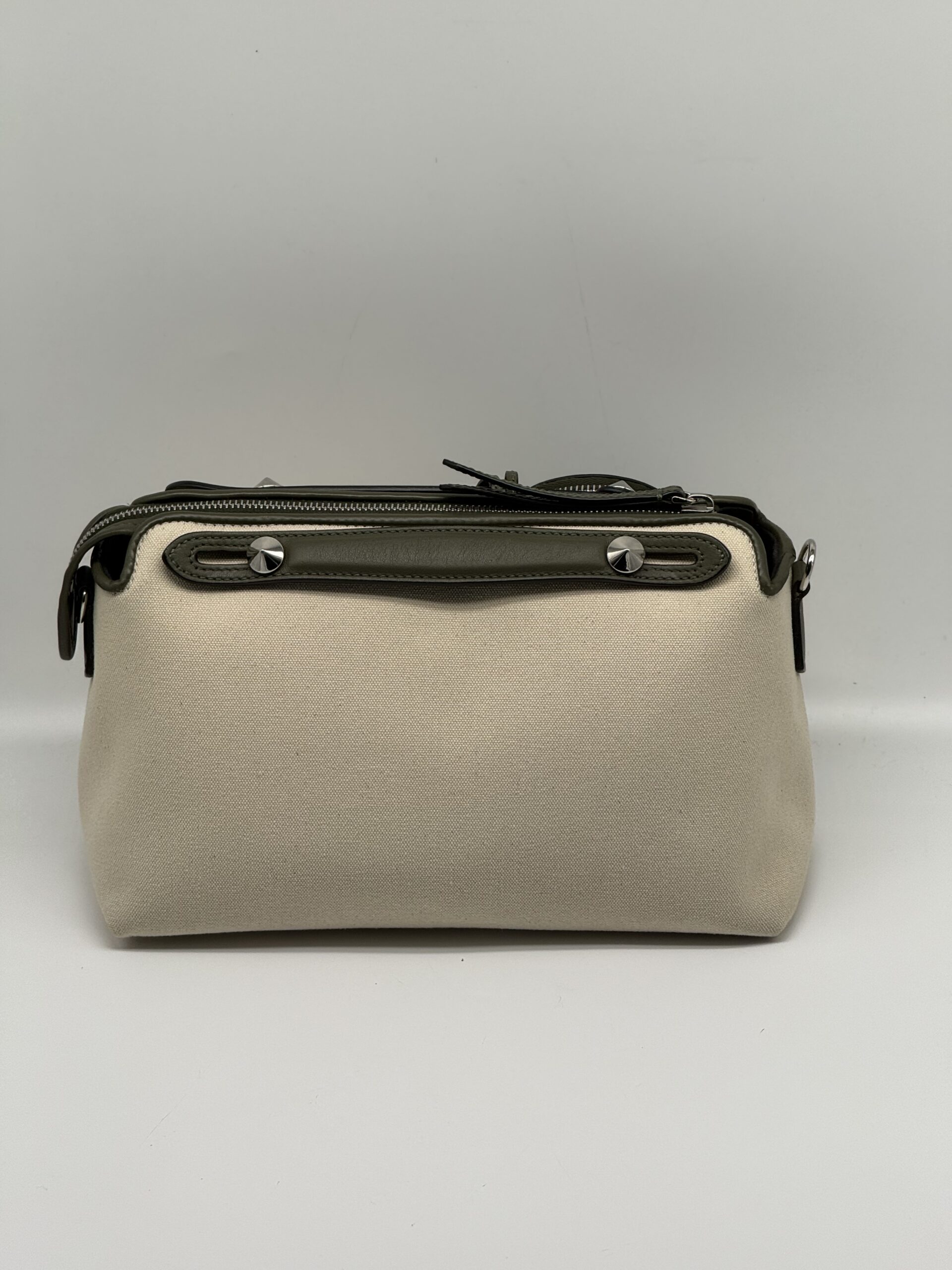 Pre Owned FENDI By the Way Shoulder Bag Crossbody Bag