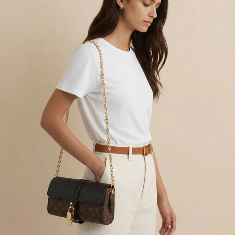 PREOWNED LOUIS VUITTONLOUIS VUITTON Monogram Canvas & Epi Eyeglass Case