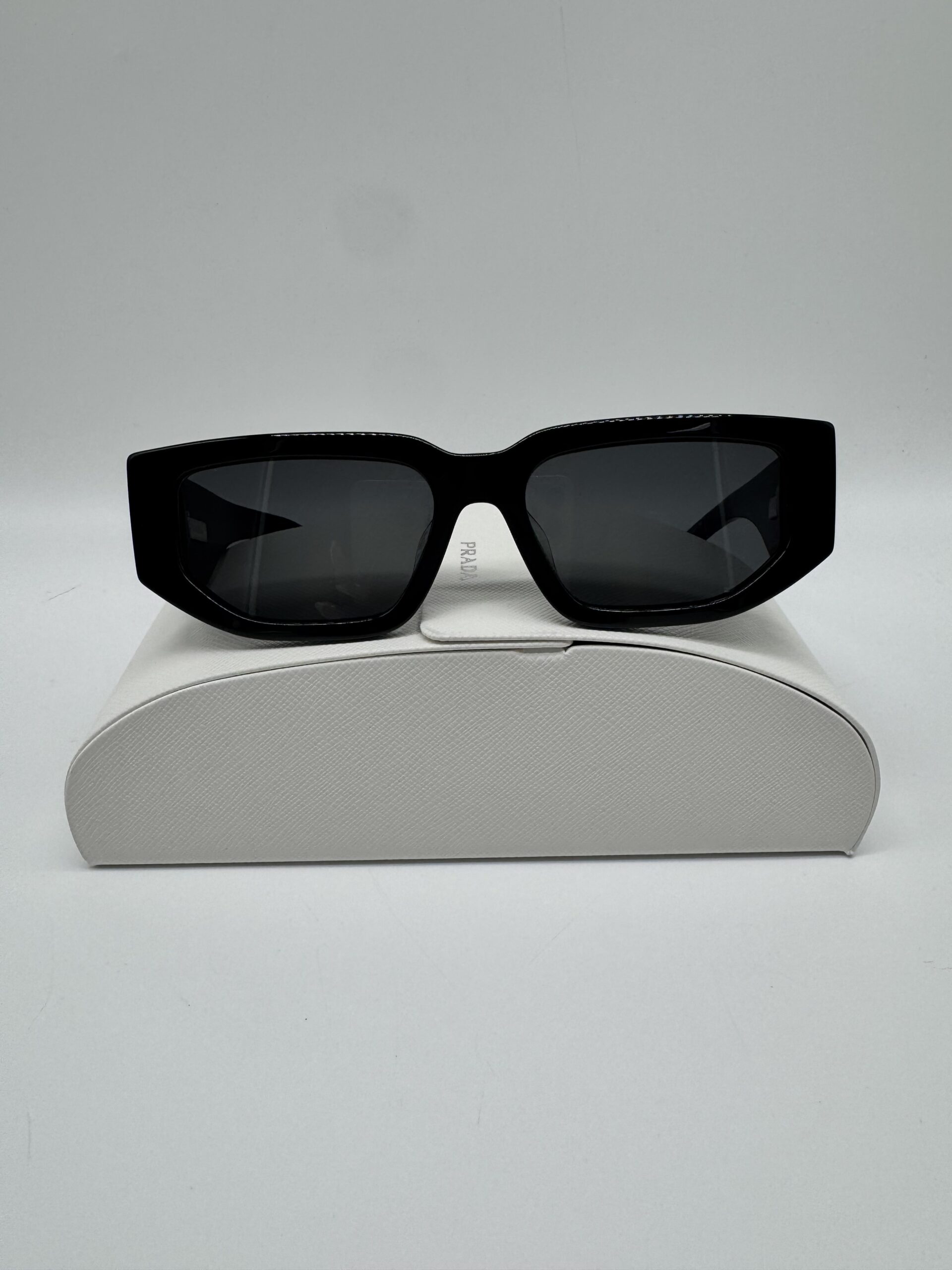Pre Owned PRADA Black Sunglasses with triangle logo