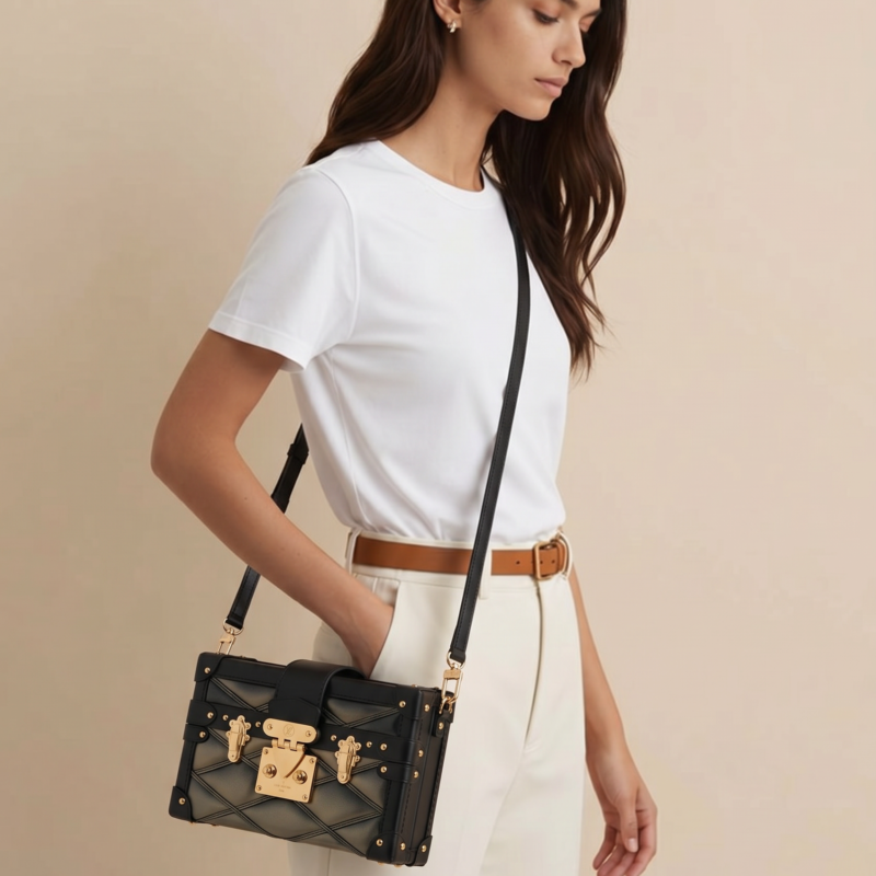 Pre Owned LOUIS VUITTON Petite Malle Inside lined w/Sheepskin Leather Removable Strap