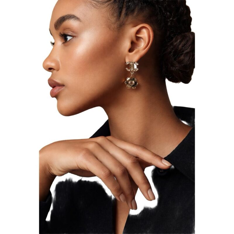 Pre Owned CHANEL Coco Mark Camellia Swing Motif Gold tone Pierced Earrings