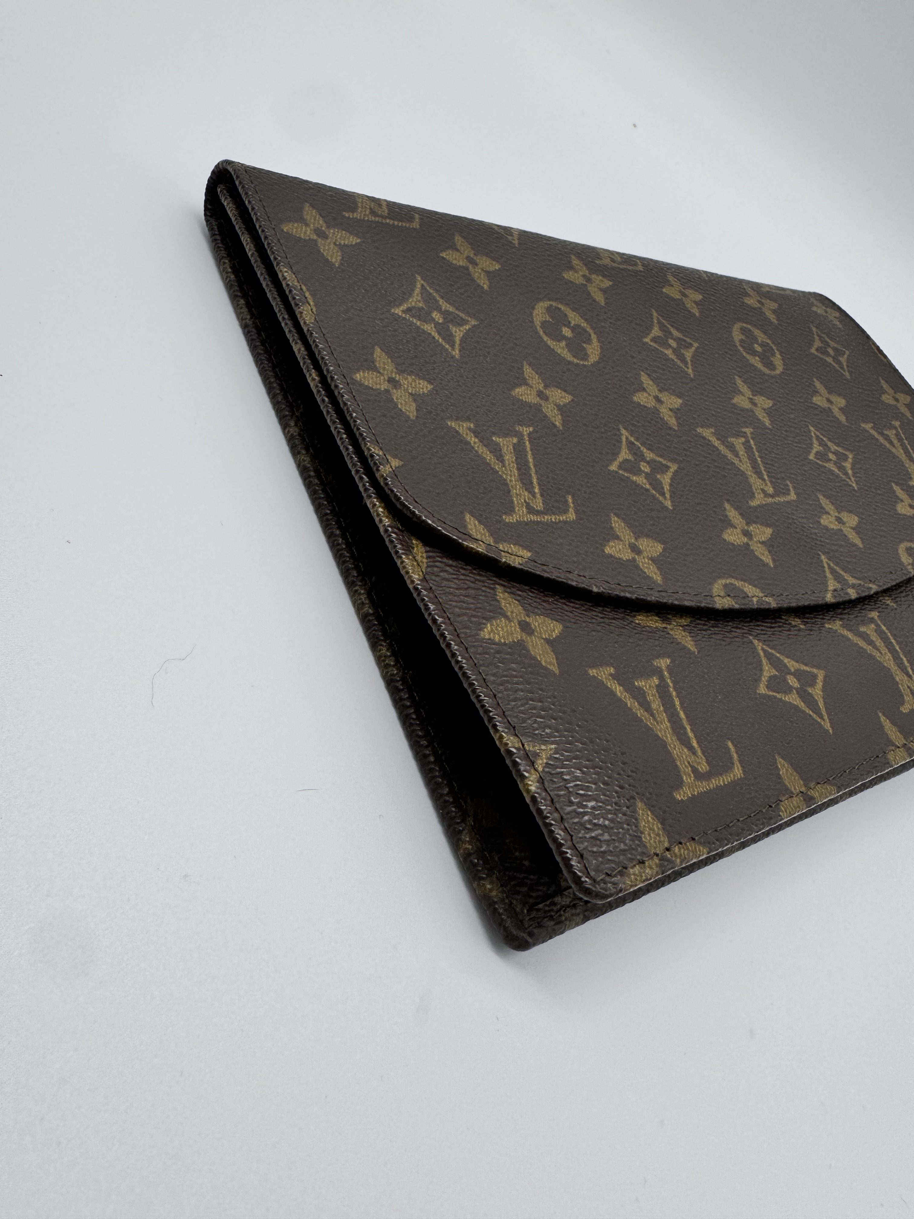 Pre-Owned Louis Vuitton Canvas Rabat Clutch
