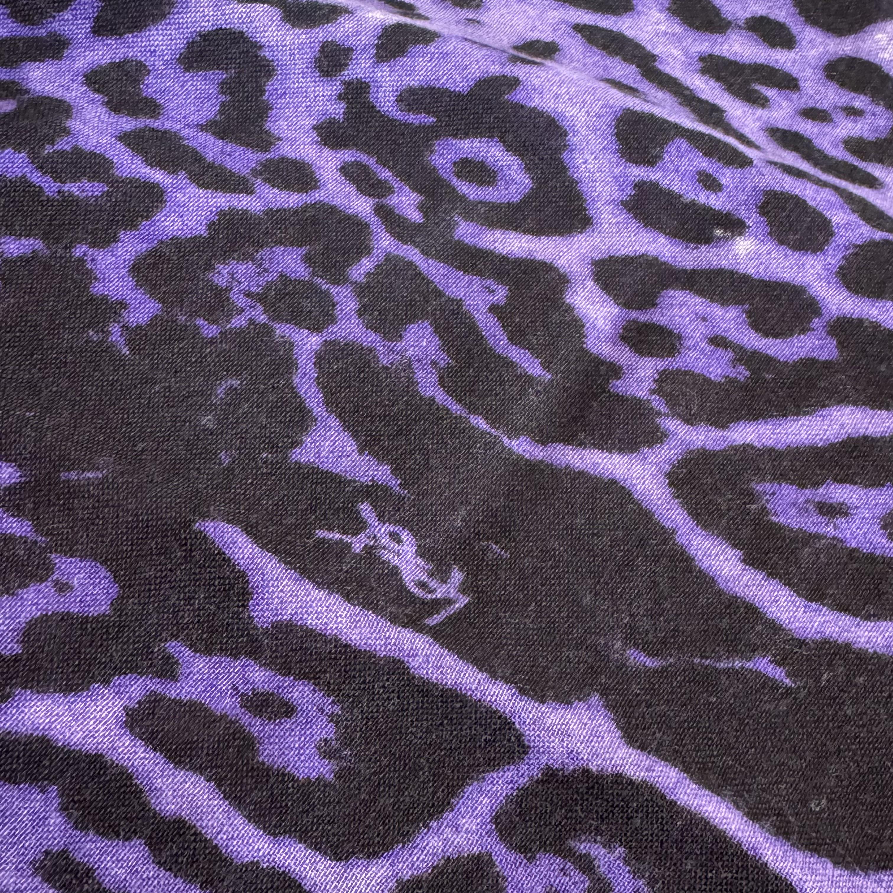 Pre-Owned Saint Laurent 70% Virgin Cashmere Square Scarf Leopard Print